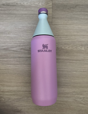 Stanley 34 oz/1.0 L Stainless Insulated Bottle Twist Lid Purple/Blue 10-09527