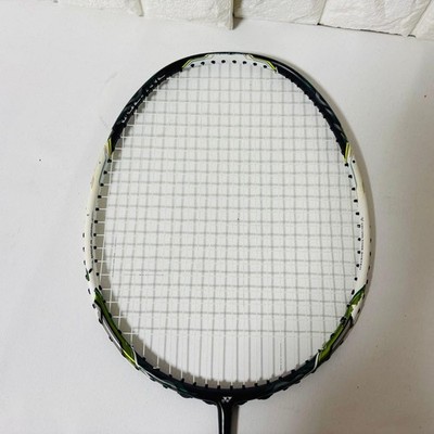 Yonex VOLTRIC Z FORCE 4U G5 BADMINTON 195959