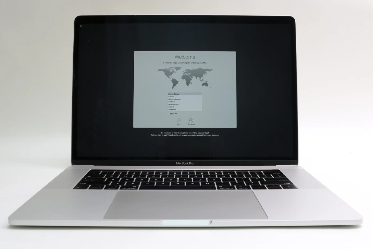 MacBook本体 Macbook pro 2017 ram 16g ssd 256 MacBook Pro (13-inch, 2017, Two Thunderbolt 3 ports) - Technical