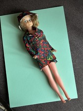 💛 Vintage 1960s 1st Version Tressy Doll & Outfit - PLEASE READ DESCRIPTION