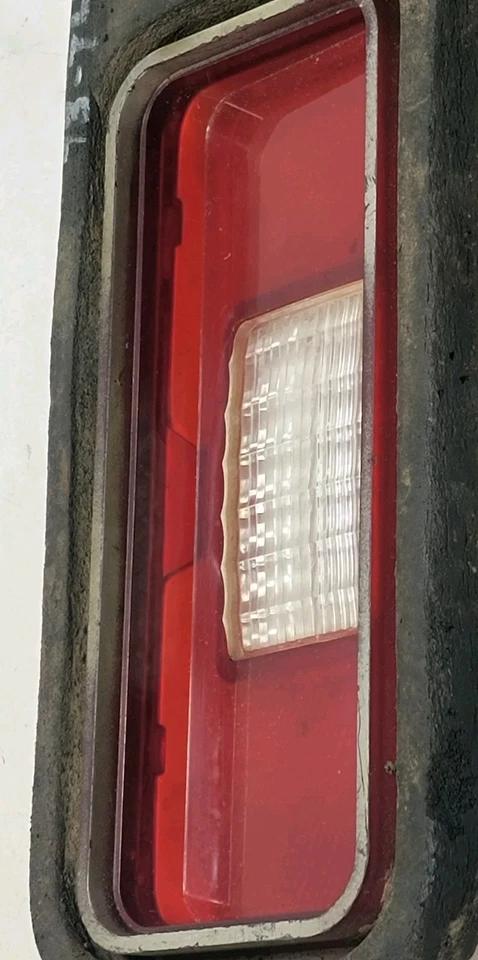 73-74 雪佛兰 Nova SS 原始设备制造商后右手乘客尾灯镜头 5965746 #2 — 第 4/4 张图片
