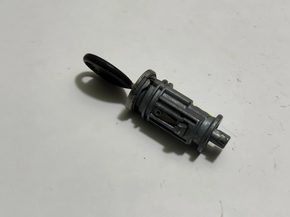 Bloqueo interruptor de encendido Dodge Ram 1500 2002-2009 con llave OEM Foto 3 de 4