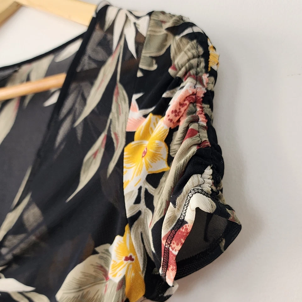 Volcom XS Tropical Floral Black Mesh Ruched V-Neck Crop Top Summer Boho Beachy - Image 4 of 4