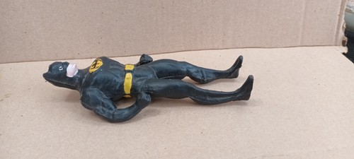 rare Vintage 1989 BATMAN FOREVER Bootleg Rubber Figure 4.72" inch ARGENTINA - Picture 4 of 6