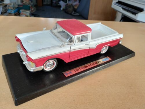 Road Legends 1957 Ford Ranchero. 1:18 Scale.