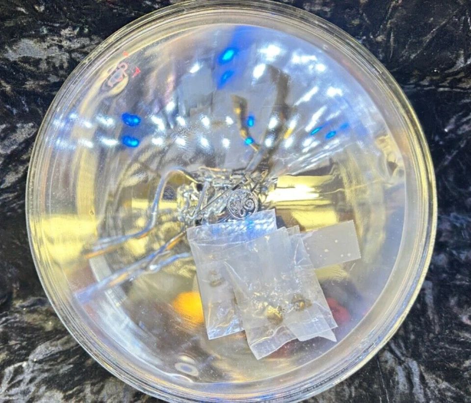 NEW NOS BOX GE 4557 SEALED BEAM LAMP Aircraft AVIATION LIGHT BULB 28v 1000/400 W - Image 3 of 4