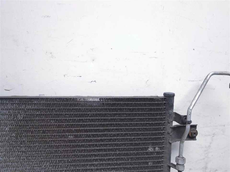 Nissan Pathfinder 1998-2004 aire acondicionado aire acondicionado condensador 92110-2W100 Foto 3 de 4