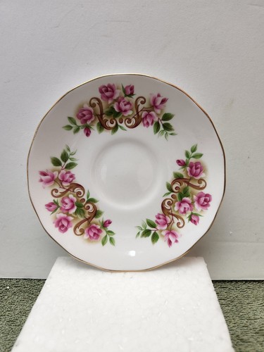 VINTAGE RIDGWAY POTTERIES "QUEEN ANNE" BONE CHINA SAUCER Only ENGLAND - Picture 3 of 5