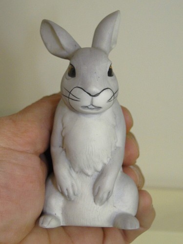 Vtg WATERSHIP DOWN 1978 Royal Orleans SILVER Porcelain Rabbit Figurine Box & Tag - Picture 5 of 6