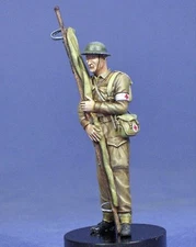 Resicast 1/35 British Medic with Stretcher WWII (includes Optional Head) 355636