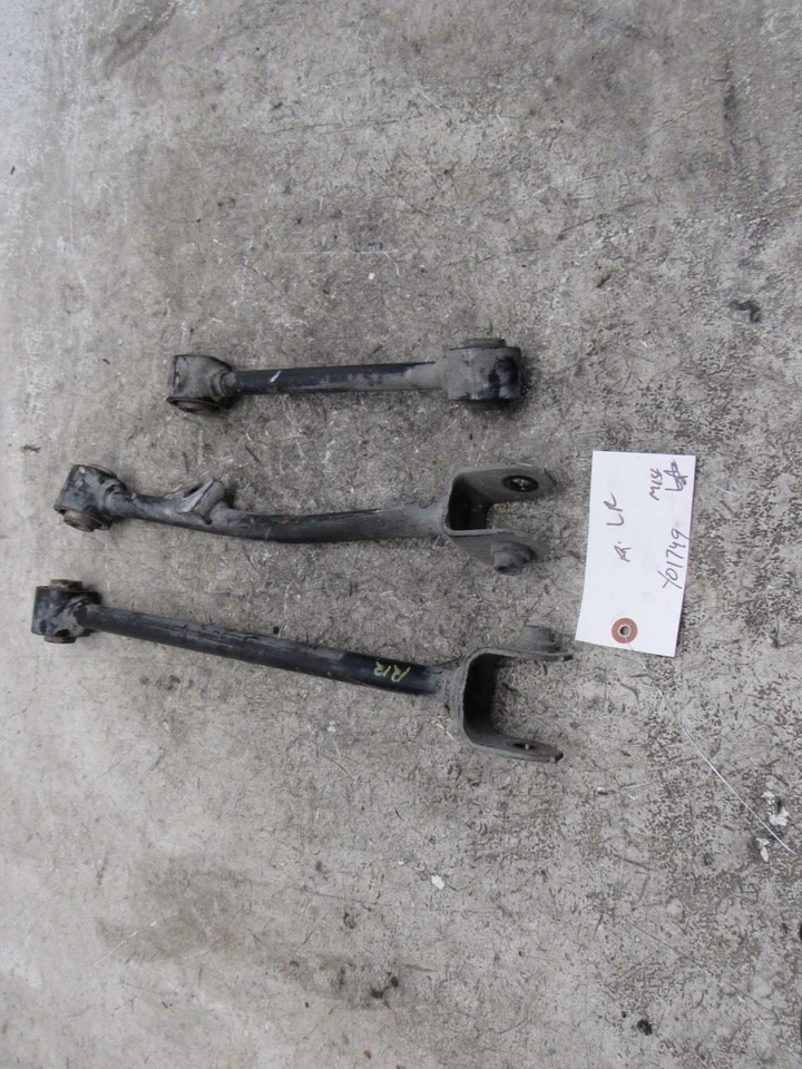 2015 Honda Crosstour left driver rear back suspension lower control arm set OEM - Imagem 2 de 4