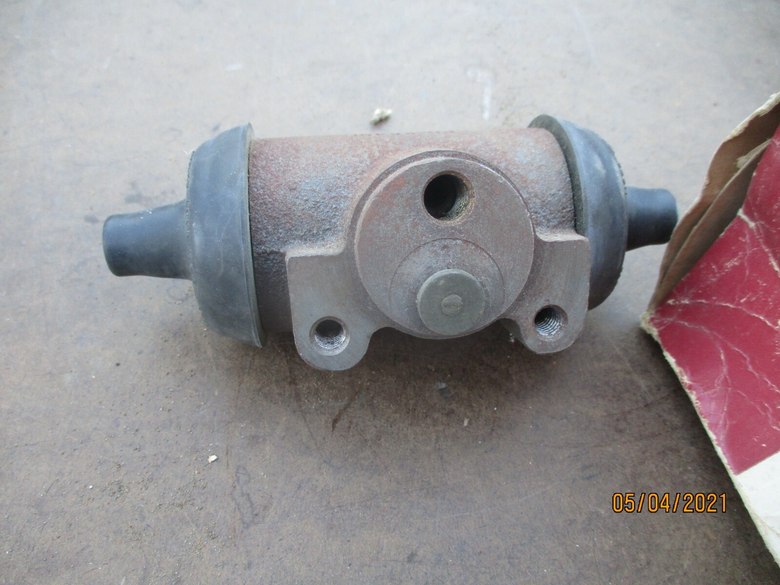 1957 1958 1959 Ford F500 Truck Left Rear WHEEL CYLINDER NOS FD25461