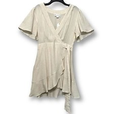 Love Richie Front Tie Wrap Style Short Sleeved Dress
