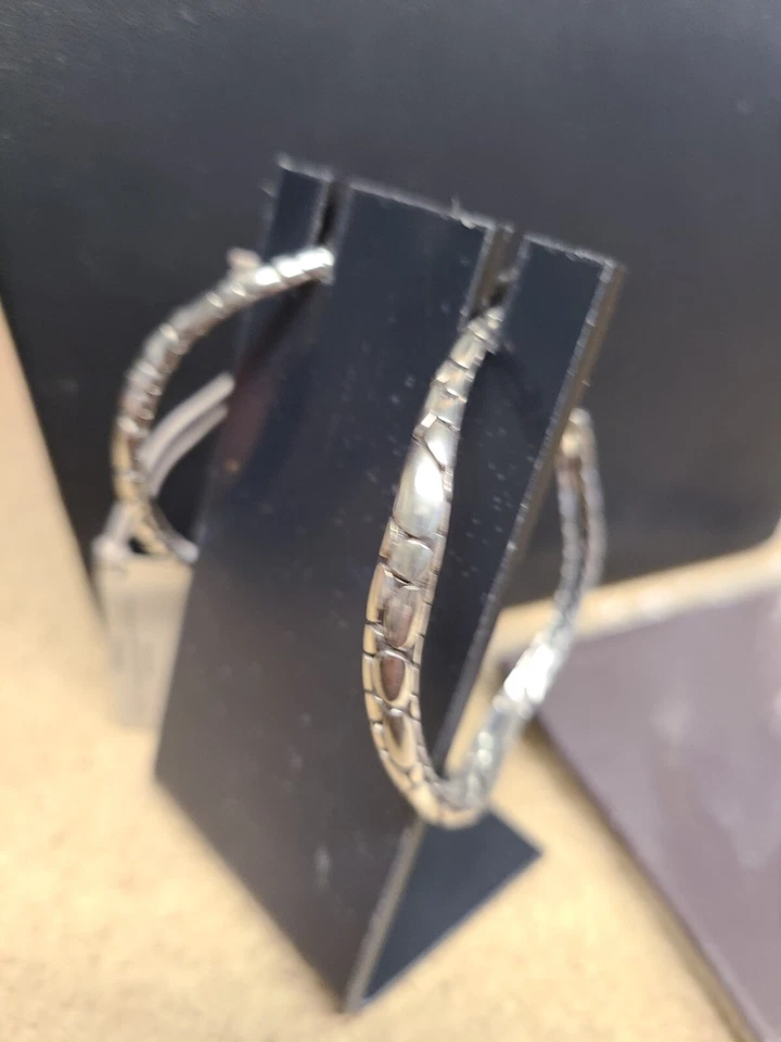 JOHN HARDY Kali Arus Sterling Silver Wavy Medium Hoop Earrings MSRP $450 - Image 3 of 4