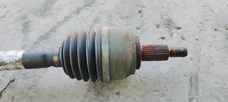 8200786810 transmisión delantera derecha para RENAULT LAGUNA GRANDTOUR III - Imagen 2 de 4