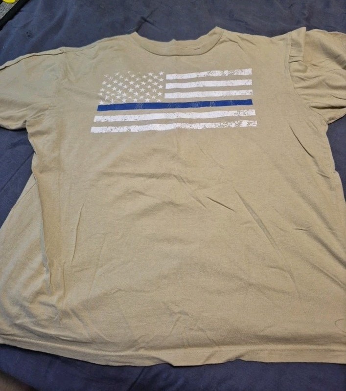 Rothco Desert Sand Distressed Thin Blue Line US American Flag T-Shirt Size Large