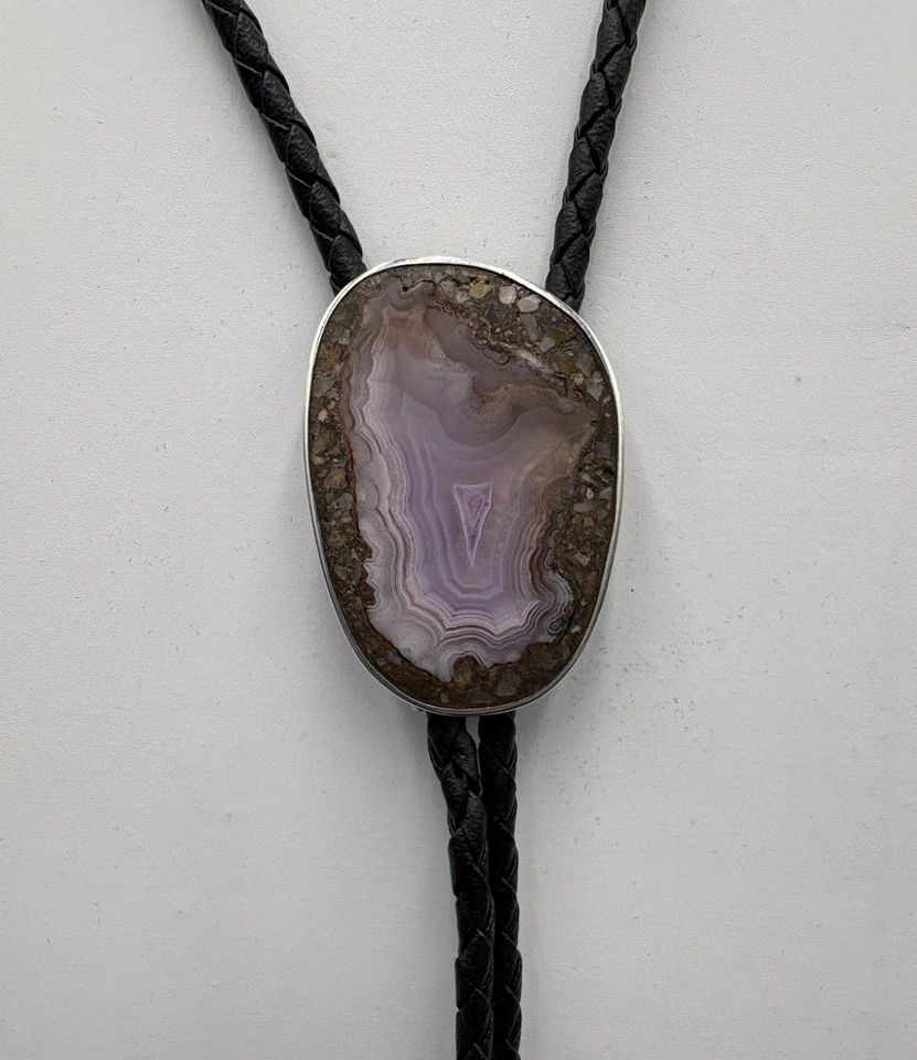 Винтажный индейский фиолетовый агатовый кожаный кружевной галстук-боло пуля из чистого серебра - Изображение 3 из 4