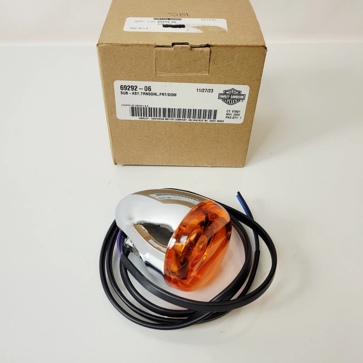 専用ページです Harley-Davidson 2006-2023 Touring Chrome Front Dome Turn Signal