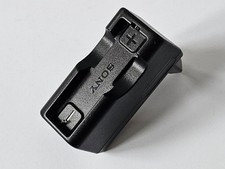 Vintage Sony Charger for NH-6WM/10WM/14WM GumStick Battery BC-7DN 