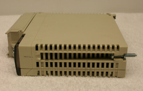 Módulo de salida Schneider Electric TSXDSY16T2 #2 - Imagen 2 de 7