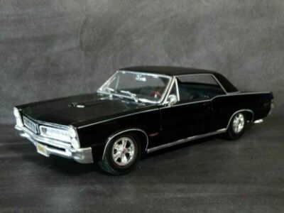 Pontiac 1:18 Scale Diecast & Toy Vehicles for sale | eBay