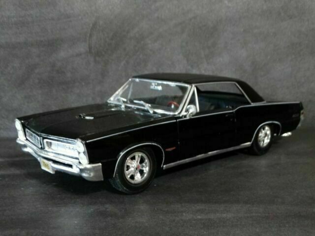 ランキング Maisto アメ車 ポンティアック 65 ボルドー トップブラック Edition Hurst Gto Pontiac 1965 ミニカー 箱入り 送料込み 1 18 ホットロッド Car Muscle マッスルカー Rod Hot 乗り物のおもちゃ