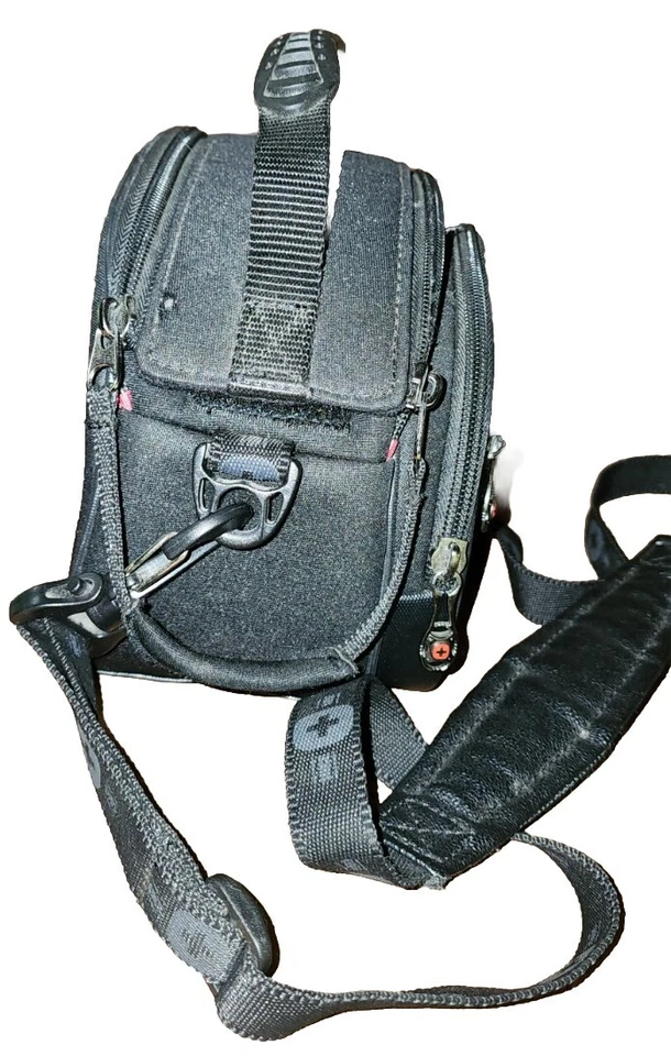 Estuche grande acolchado para cámara SWISS GEAR by Wenger Sherpa negro  Foto 3 de 4