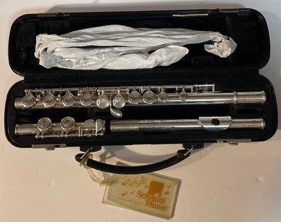 Yamaha Advantage 200AD Silverplated Flute with Original Hard