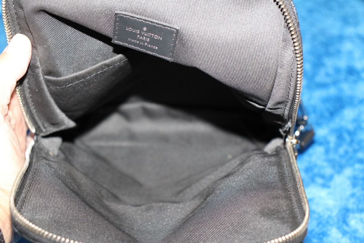 LOUIS VUITTON Damier Graphite Avenue Sling Backpack (MB0270 LOUIS VUITTON Damier Graphite Avenue Sling Backpack (MB0270