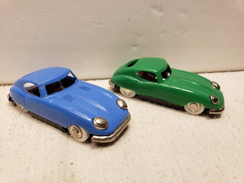 2-JAGUAR E TYPE - PLASTIC BODY, TINPLATE BASEPLATE & INTERIOR - MADE IN JAPAN(f) - Picture 2 of 16
