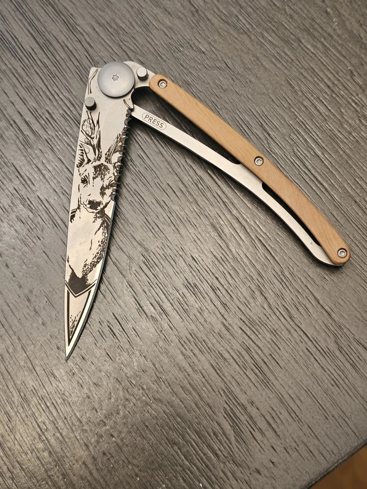 Deejo Serrated 37g Handmade Knife - Grafted Titanium, Juniper Wood Handle - NEW - Image 4 of 4