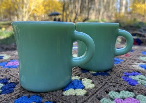 PAIR JADEITE FIRE KING HEAVY “C” HANDLE MUGS Restaurant Ware EUC
