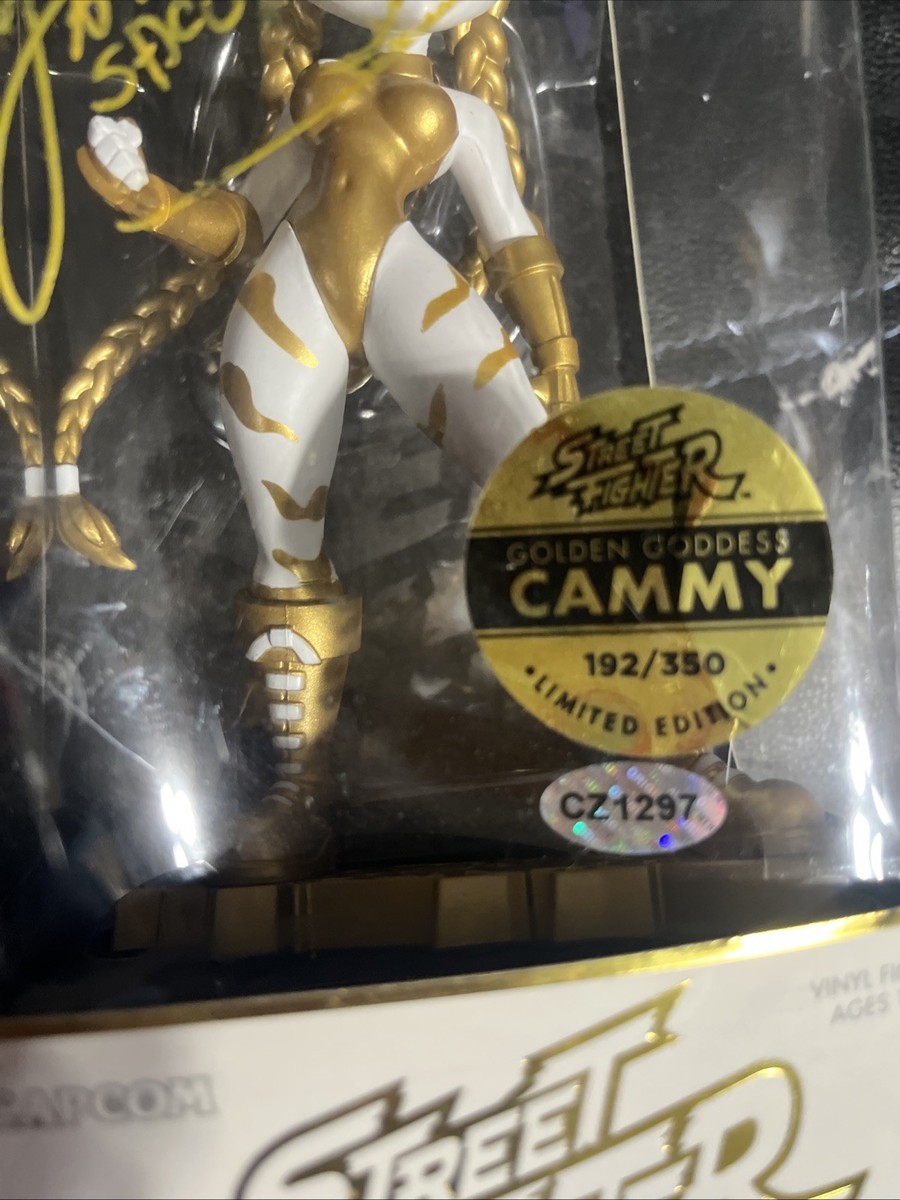 SDCC 2019 Cryptozoic Street Fighter Golden Goddess Cammy (192/350