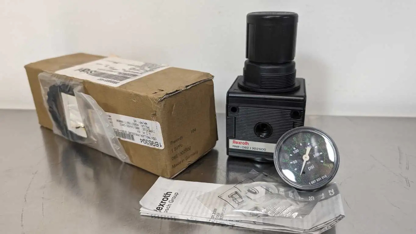 Rexroth 0821302500 Pneumatic Regulator Bosch Aventics 7-145PSI 1/2"