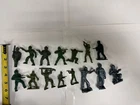 Vintage Toy Army Men Louis Marx TimMee Auburn Ideal LOT A 15 pcs