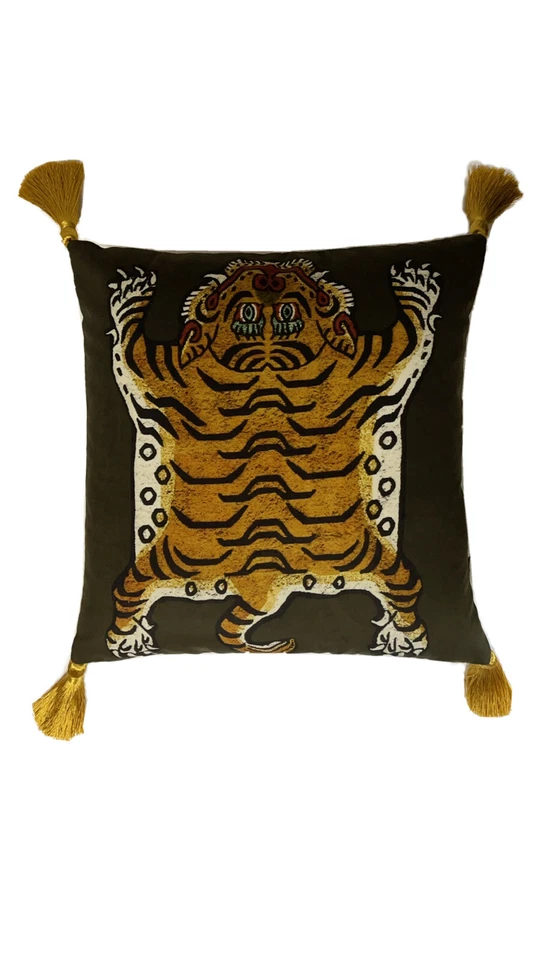 Contemporary Digital Printed Tiger Velvet Decorative Pillow - Image 3 of 4