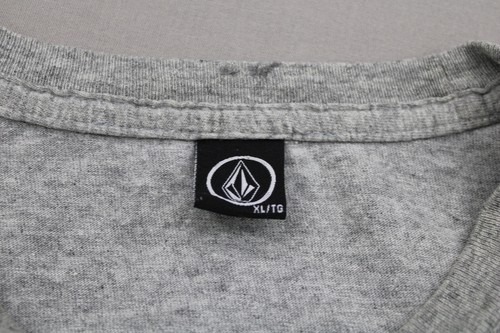 Retro Skateboard Shirt - Volcom Arty Robot Graphic - Men's XL - Picture 7 of 7