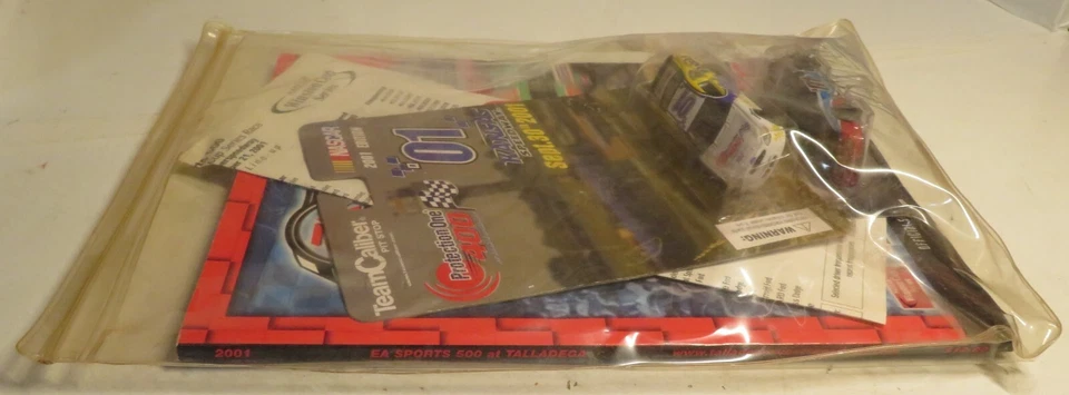 NASCAR 2001 EA Sports 500 Food World 300 Hot Wheels Talladega Program Car Set Pk - Image 4 of 4
