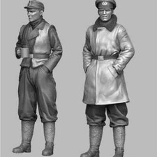 1/35 Resin Figure Model Kit German Officers In Winter Coat Unassembled Unpainted