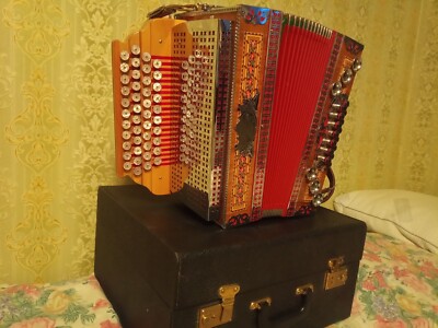 button accordion