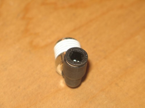 NUEVO LEGRIS PARKER 3109-56-14 CODO 1/4 TUBO X 1/4 NPT P4682 - Imagen 2 de 3