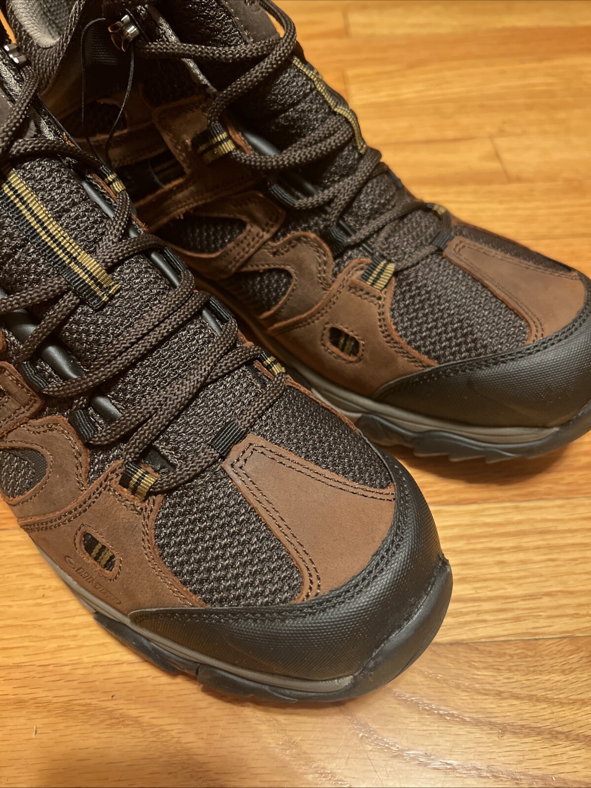 Hi-Tec Ht Ravus Vent Mid Lux Waterproof Men’s Boot - Size 9.5