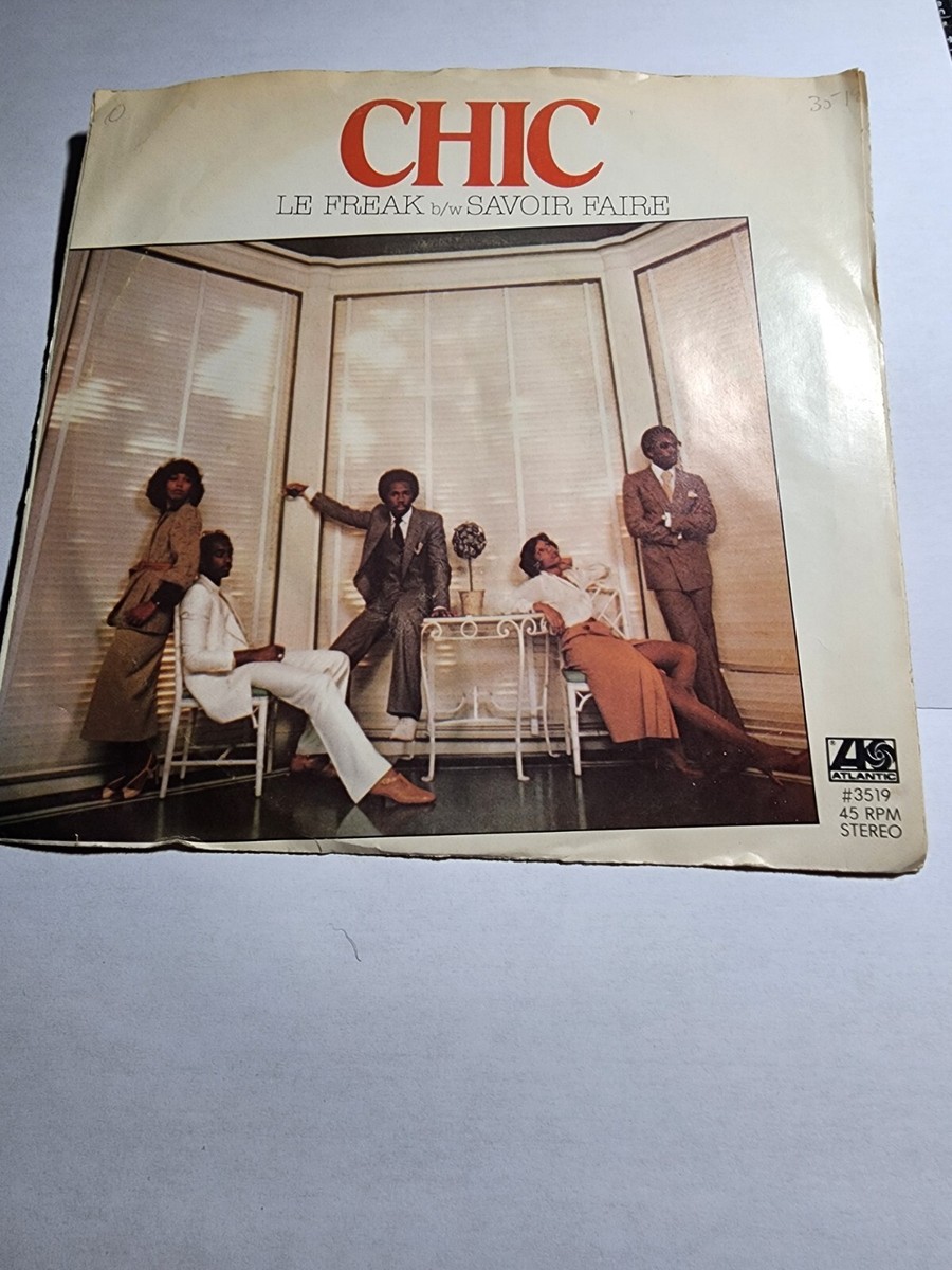 デル・ピエロ Single Handle Pull-Down Kitchen Faucet with Soap Dispenser and