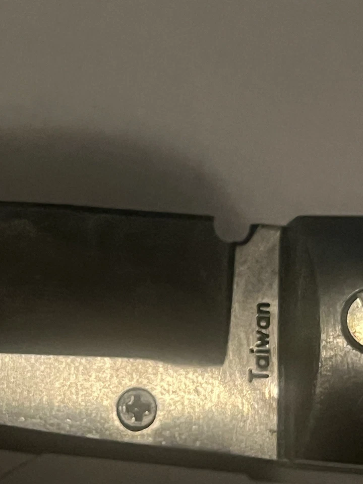 Как 1996 Boker Magnum алюминиевая ручка резиновая инкрустация GL090 - Изображение 3 из 4