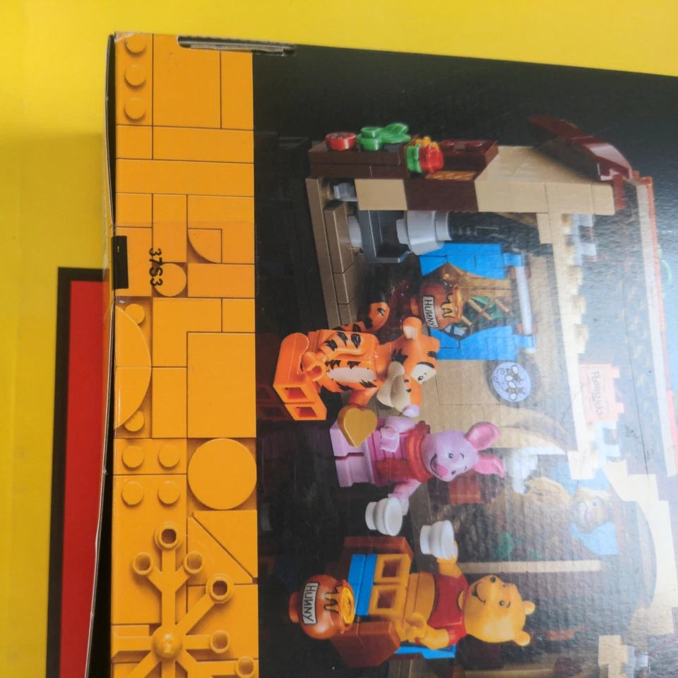 LEGO Ideas: Winnie the Pooh (21326) Brand new sealed! ✨ - Image 4 of 4