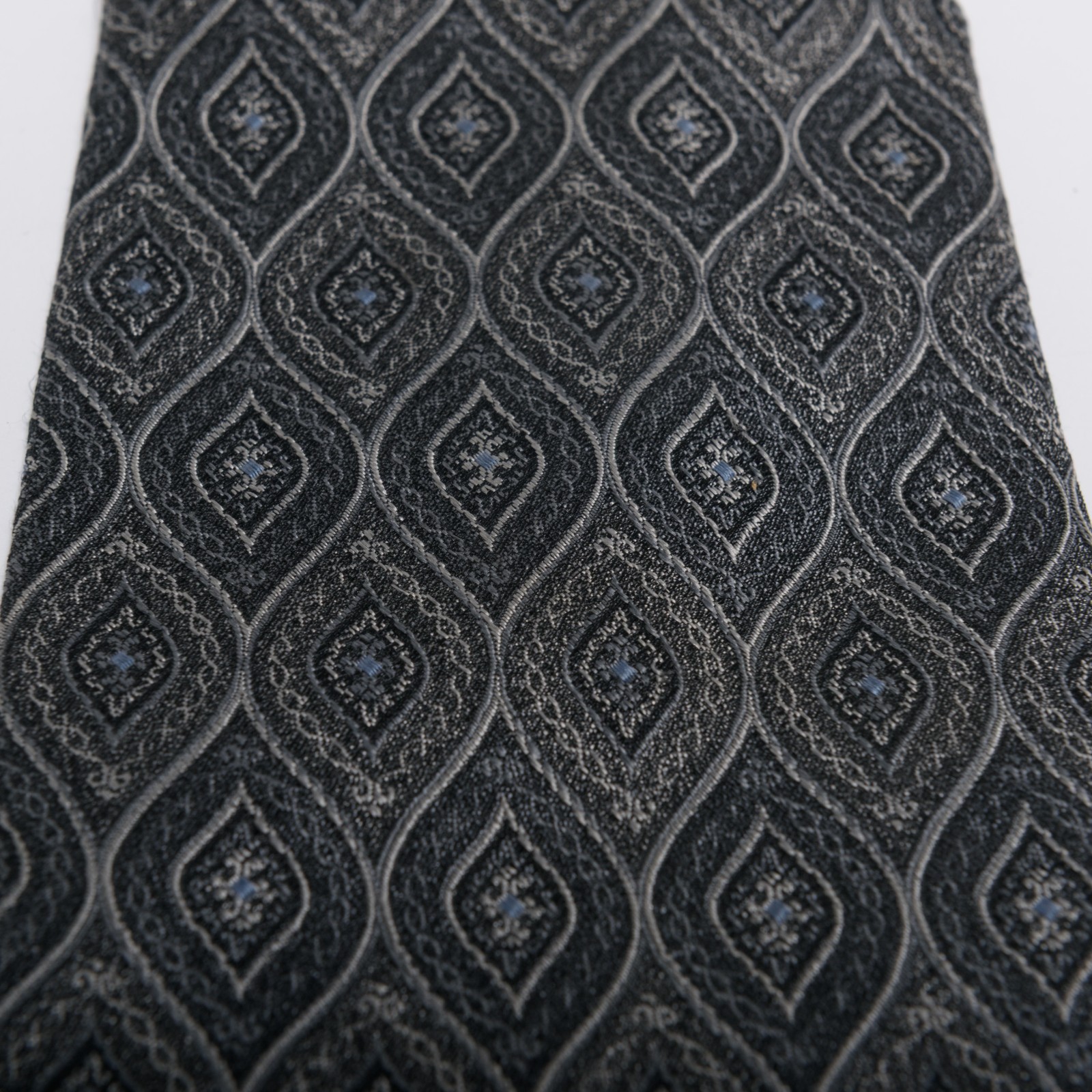 Robert Talbott Silk Necktie - Gray Geometric Patt… - image 2