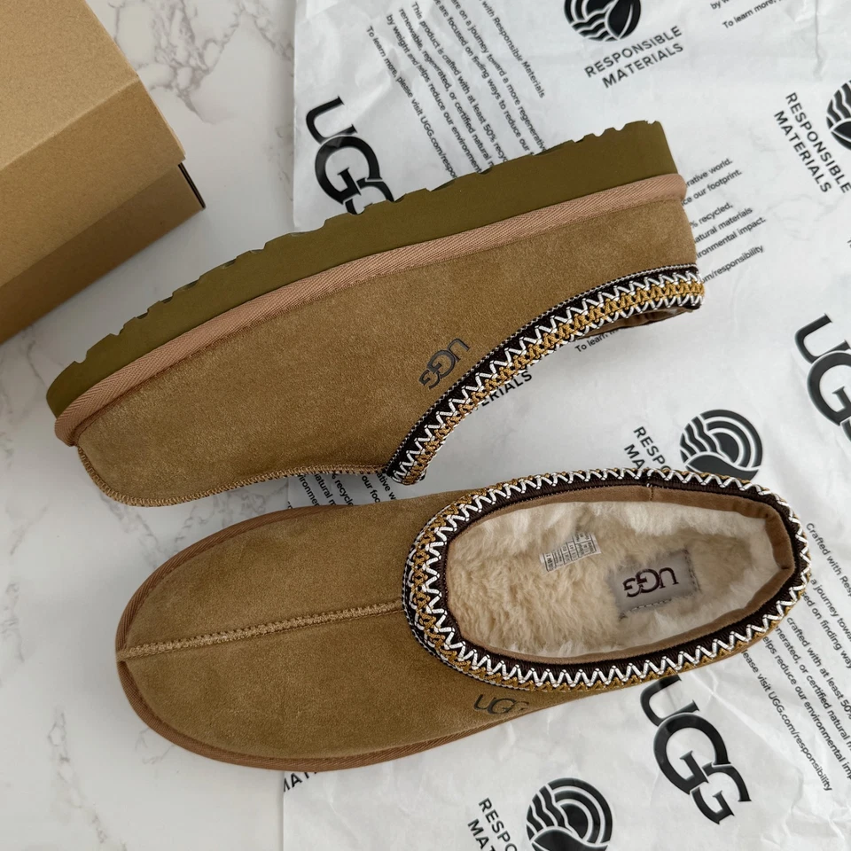 Zapatilla superior de gamuza con caja/UGG Tasman para mujer castaño talla US 6-11 Foto 3 de 4
