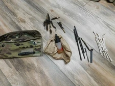 GUN/ RIFLE  BRUSH CLEANING KIT