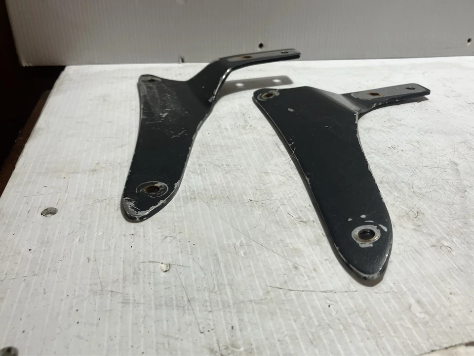 Kawasaki Vulcan Classic 1700 2009 soportes de montaje Sissybar (mal pintados) (OEM Foto 4 de 4