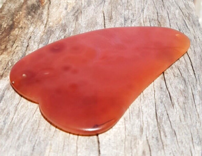 AGATE POLISHED SLICE BALANCE AND HARMONY 105 X 70 X 5 MM 72 G